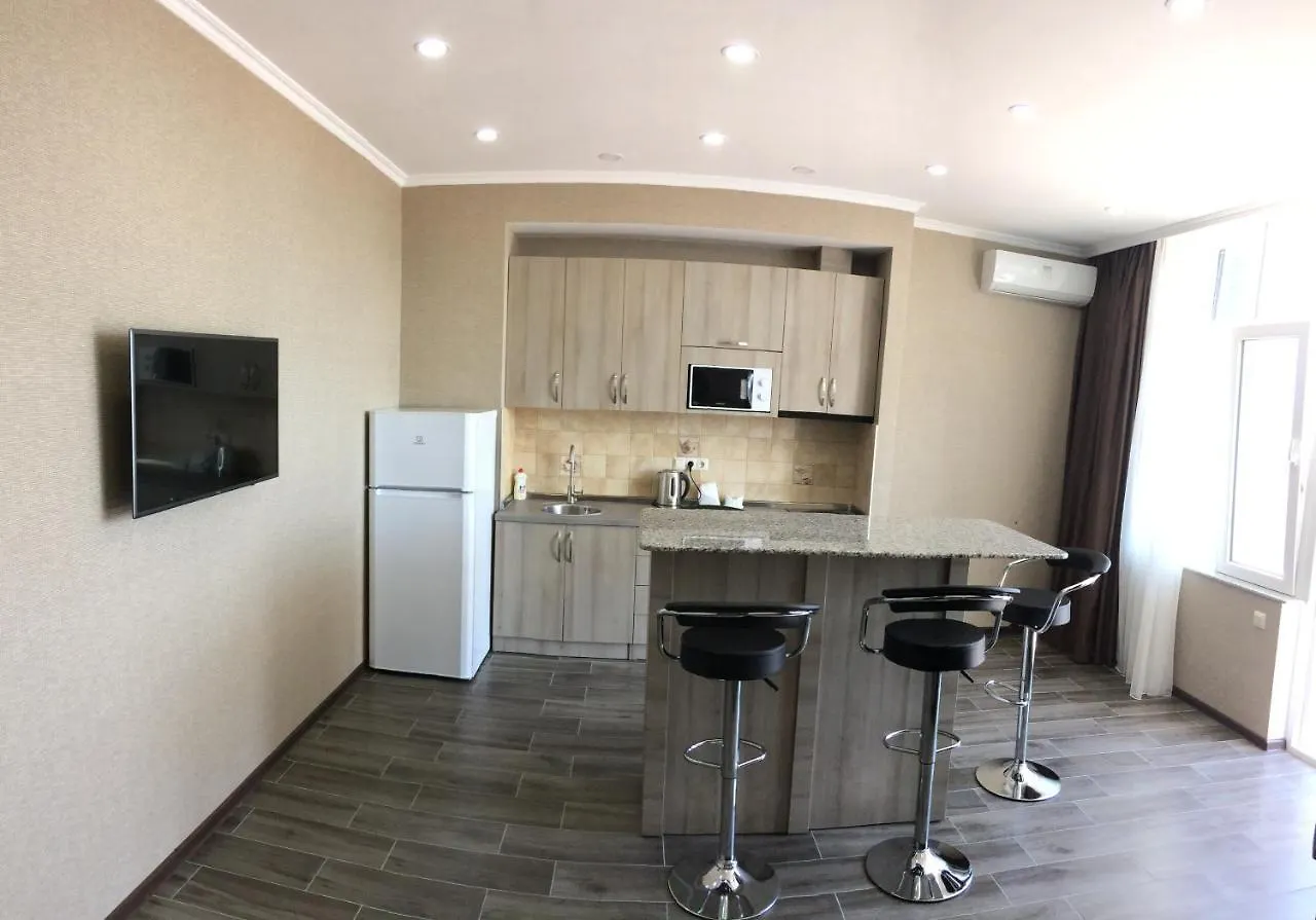 Deluxe Apartments On First Line Батуми