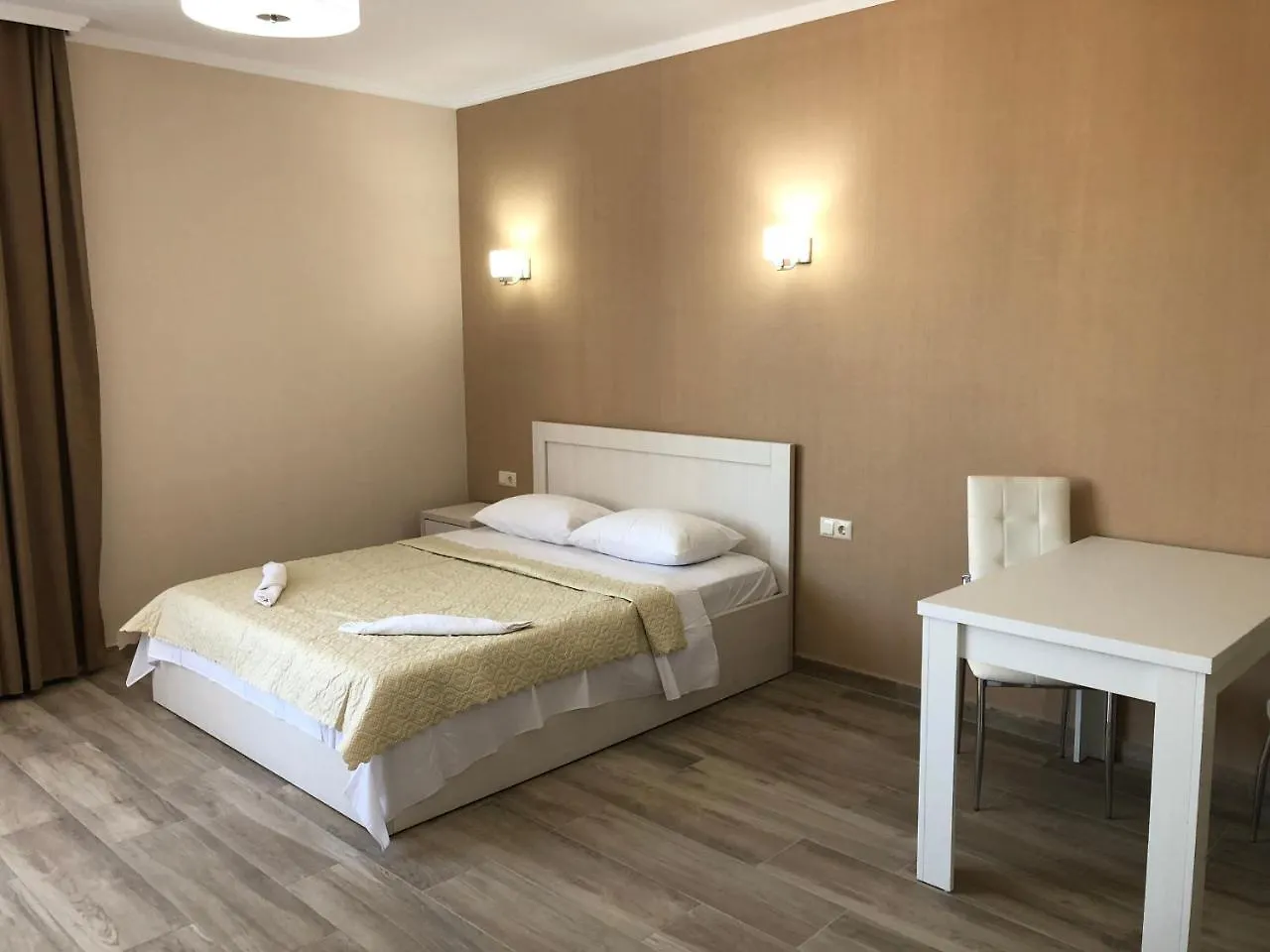 Deluxe Apartments On First Line Батуми 0*,