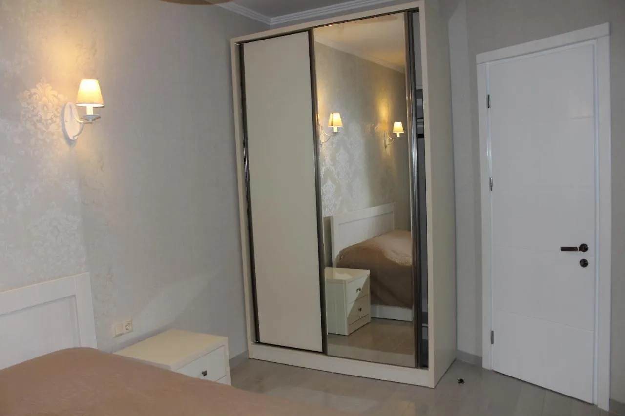Deluxe Apartments On First Line Батуми
