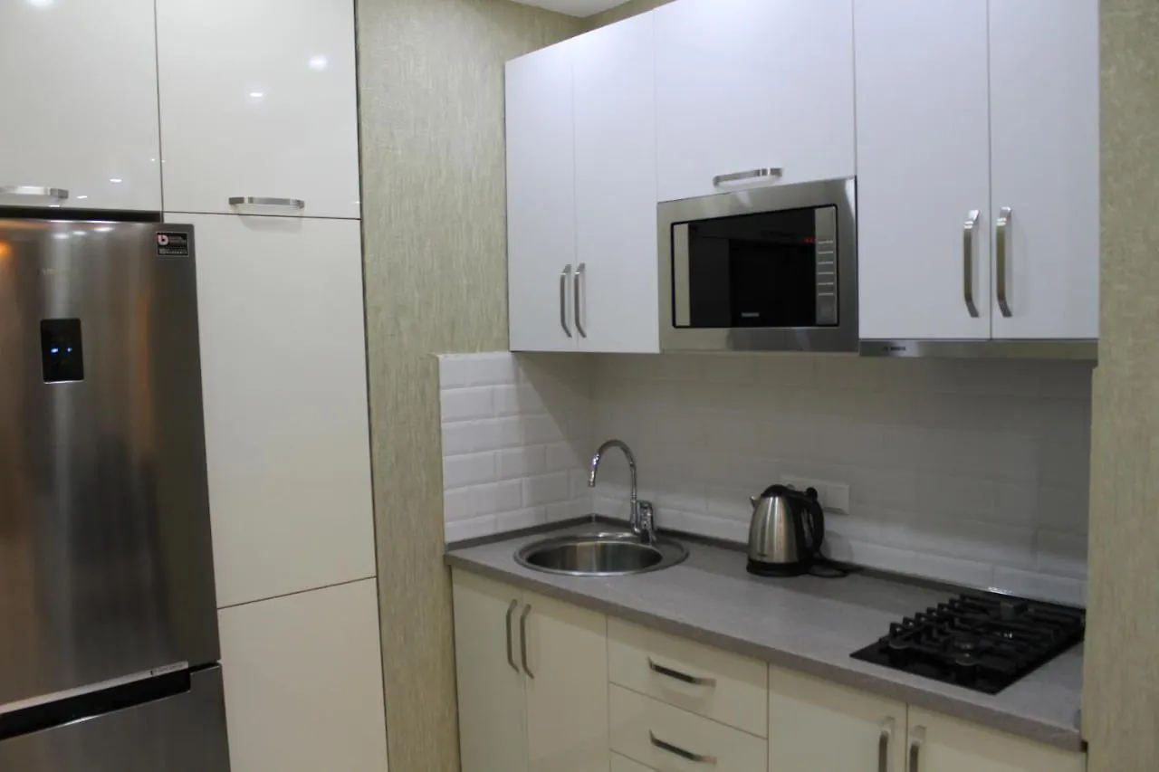 Deluxe Apartments On First Line Батуми