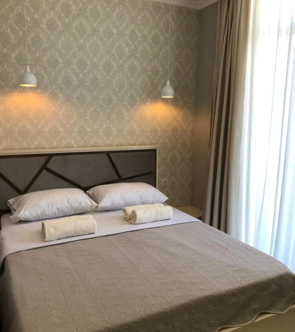 Deluxe Apartments On First Line Батуми