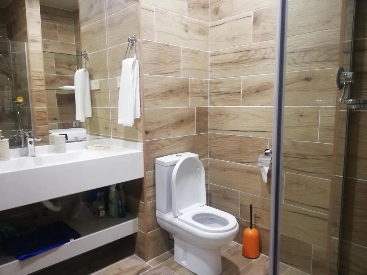 Deluxe Apartments On First Line Батуми 0*,  Грузия